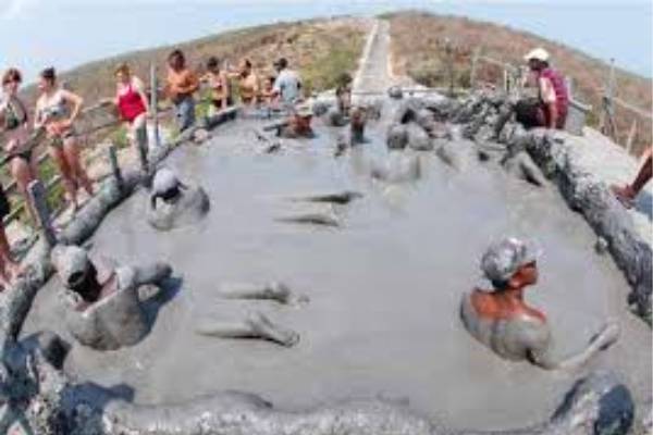 volcán totumo, Santa Verónica